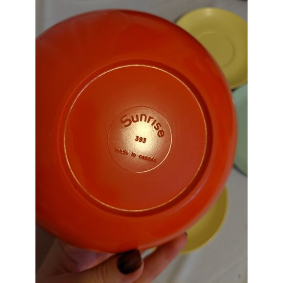 Vintage Melamine Dish Lot MCM Made in Canada Melmac Preta Sunrise Plates Bowls - Picture 7 of 13
